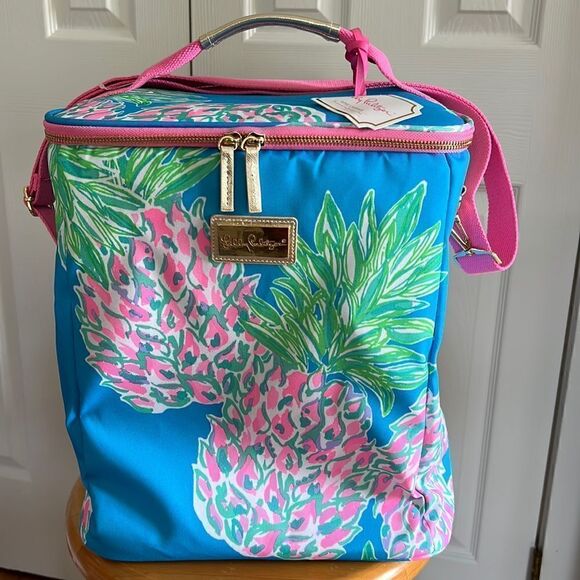 Lilly Pulitzer Cooler with Wine Carrier - Picture 2 of 14
